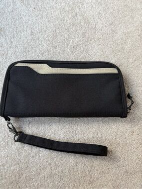 Zoppen RFID Travel Passport Wallet Document Holder